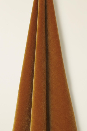 Mohair Velvet in Caramel