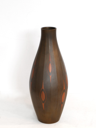 Japanese Fluted Stoneware 'Tsubo' Vase